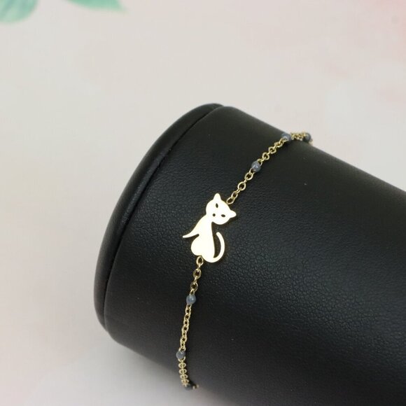 Cute Cat Design Yellow Gold Bracelet with Blue Bead Detailing, XPBL0614 - Picture 6 of 12